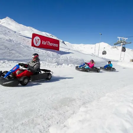 Holiday home & Les Temples Du Soleil - *